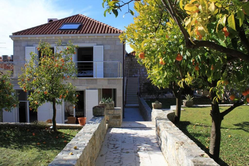Charming Apartment For 3 Pax In Cavtat Exterior photo