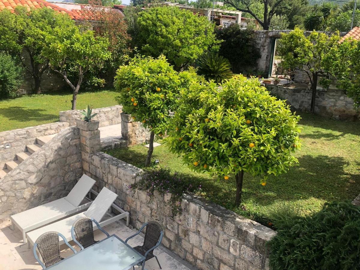 Charming Apartment For 3 Pax In Cavtat Exterior photo